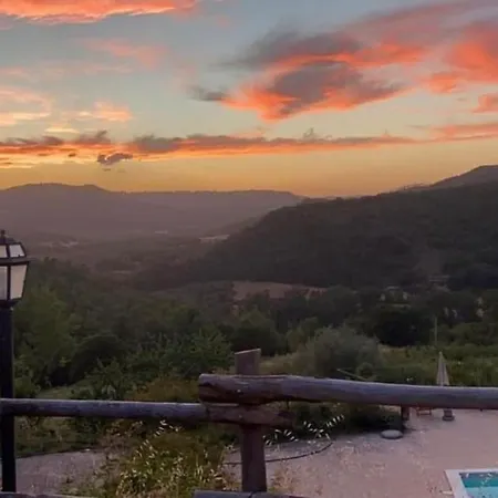 La Casella Antico Feudo Di Campagna Séjour à la campagne *